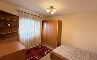Apartament cu 3 camere in Piata Balcescu - Poză 9