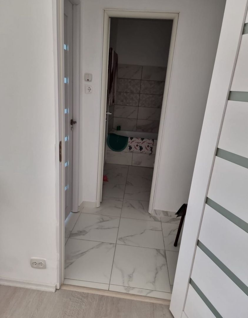 AP. 2 CAMERE RENOVAT, MOBILAT NOU, METROU IN FATA BLOCULUI, COMIS 0% - Poză 7