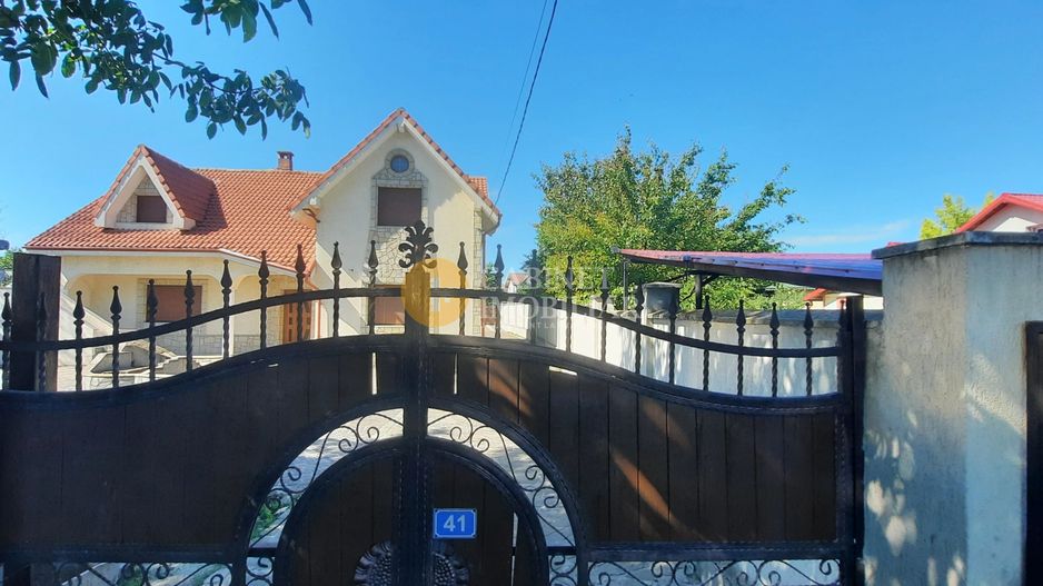 🏡VILĂ DEOSEBITĂ 250 MP UTILI - DANCU - 280.000 EURO - Poză 2