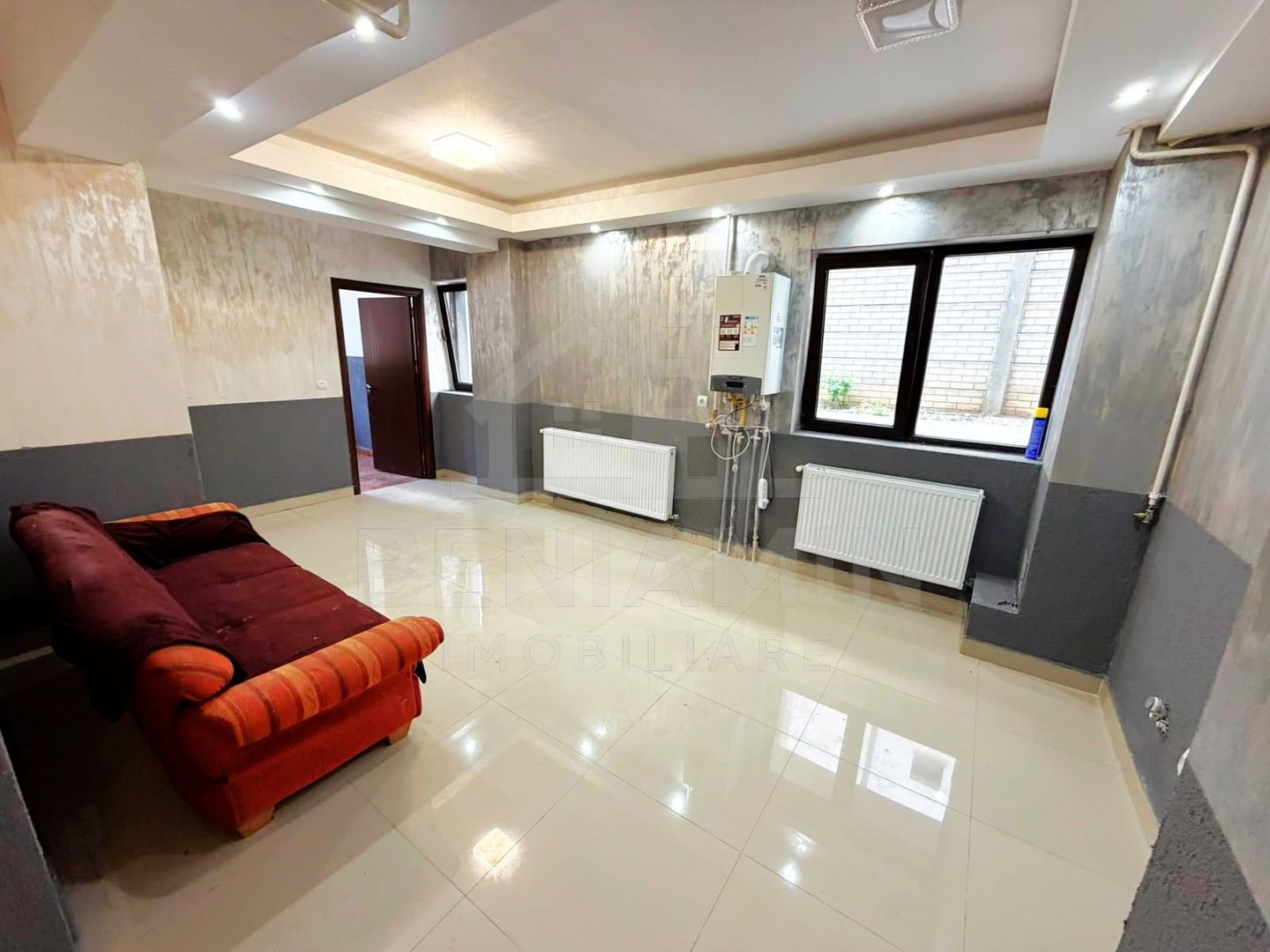 Apartament 2 camere-Bloc Nou-1 Mai-Centrala termica-48mp-Disponibil - Poză 1
