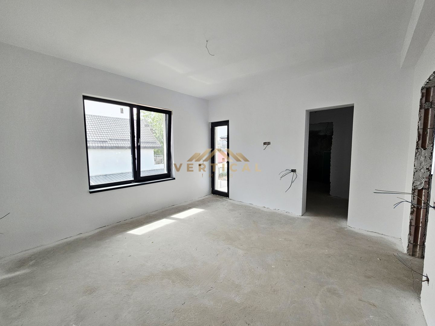 Vila deosebita la intrare in comuna Berceni - Poză 11