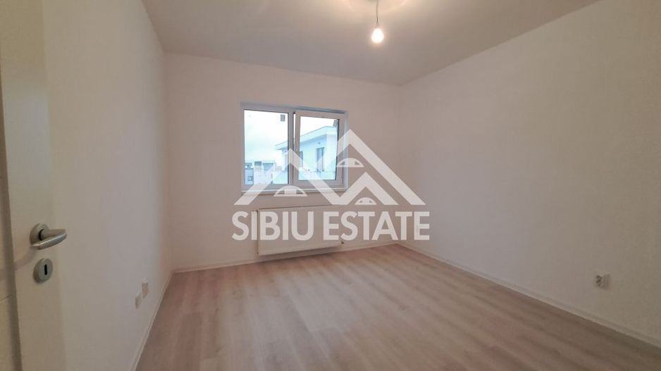 Apartament 3 camere Sibiu, Dna Stanca, lift si parcare - Poză 15