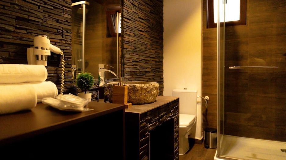 Apartament la cheie, cu grădină proprie, pretabil locuit sau închiriere - Poză 8