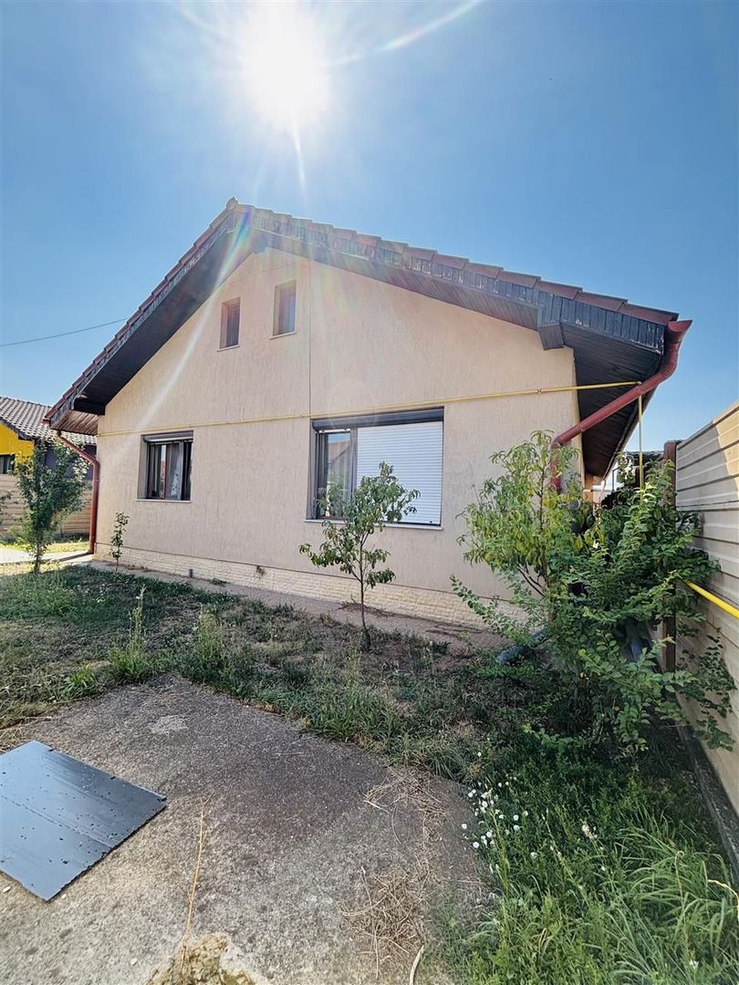 Casa de vanzare la cheie plan Parter Nojorid - Poză 2