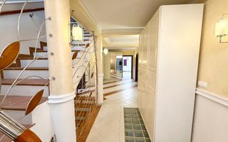 Vilă cu curte mare și piscină – ideală pentru familie, Pipera - Poză 36