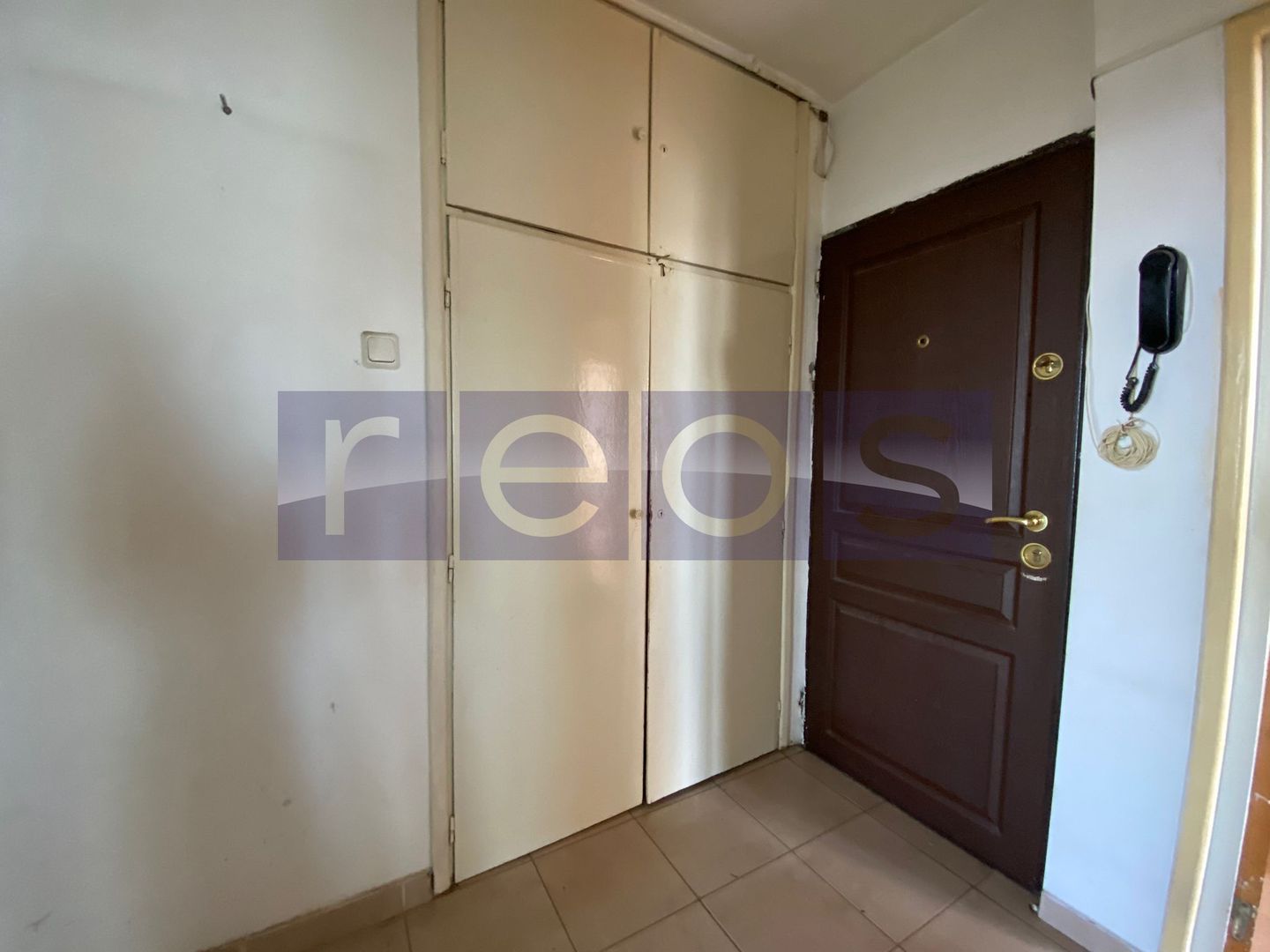 APARTAMENT 3 CAMERE ZONA ȘTEFAN CEL MARE - Poză 2