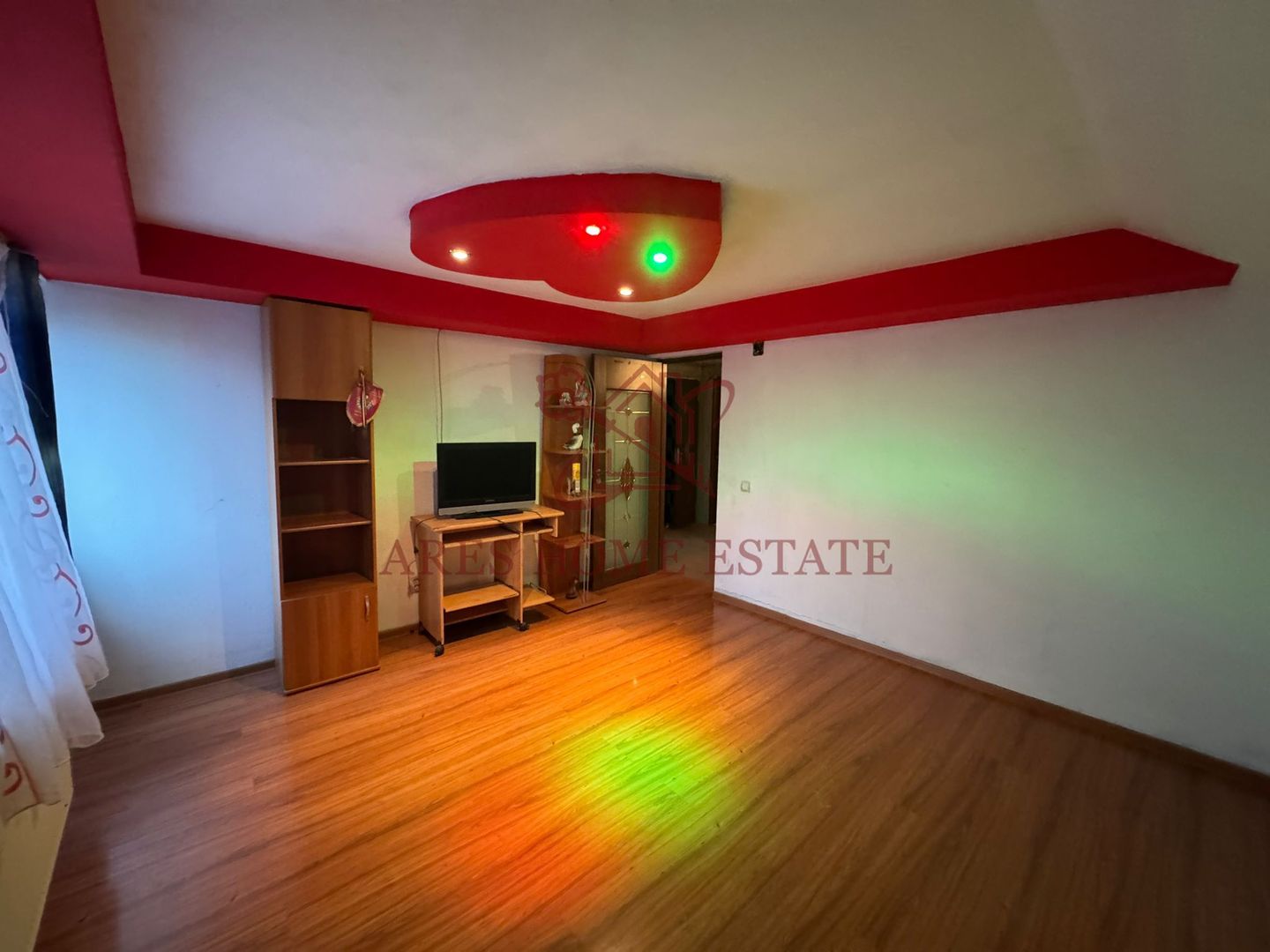 Casă 7 camere + spațiu comercial 55 mp – Orțișoara, 0% comision - Poză 11