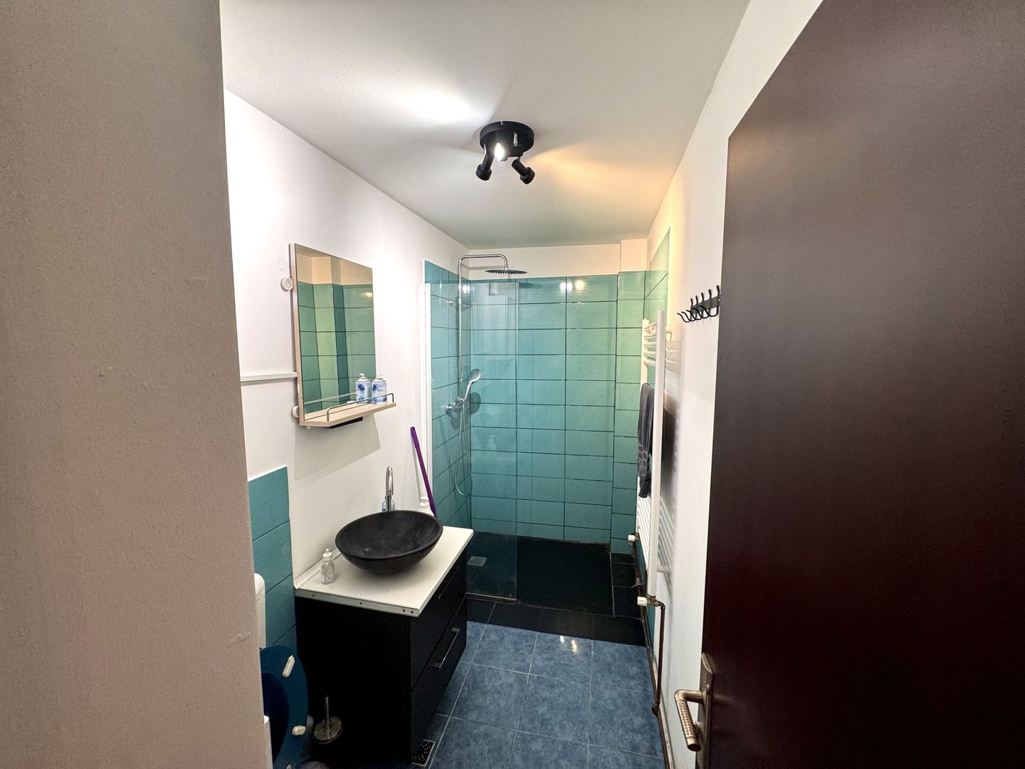 Garsoniera spațioasă | Parter, zona Vitan | locuit/investiție/firma - Poză 8