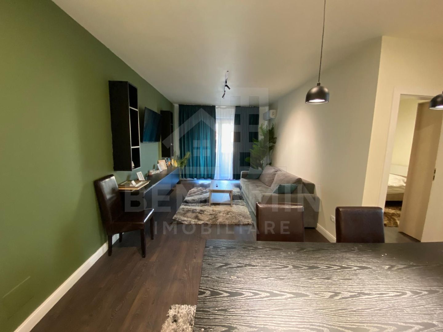 Apartament modern 3 camere-Zona Ciuperca-Loc de parcare-Disponibil - Poză 1
