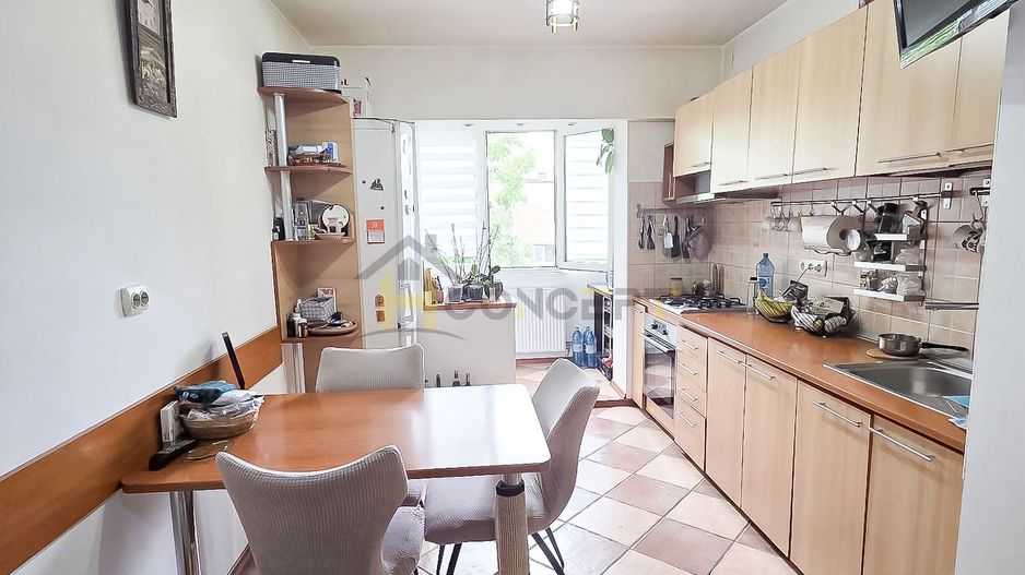 Apartament 3 camere 2 bai Parcare Boxa 7 min metrou Piata Sudului - Poză 3