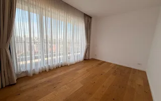 Penthouse lux cu 4 camere in zona ambasadelor - Poză 21