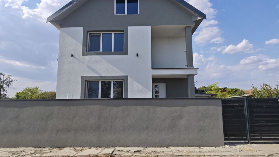 Casa Individuala Becicherecu Mic,P+M,4 Camere,2 Bai,Garaj - Poză 1