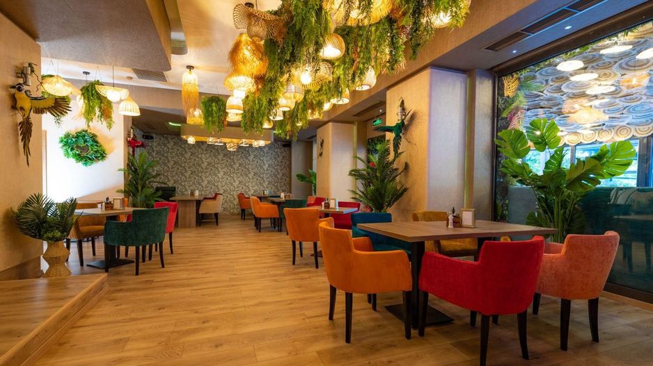 Afacere Cafenea || Restauran Bulevardul Decebal || Piata Alba Iulia || 450 MP - Poză 4