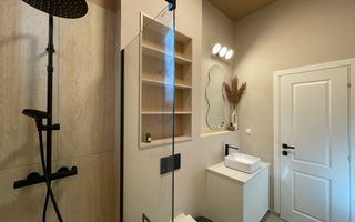 Apartament ultrafinisat cu 2 camere de vanzare in zona Semicentrala! - Poză 9