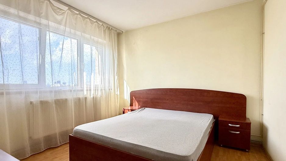 Apartament amplu si luminos, trei camere decomandat, Nicolae Titulescu - Poză 10