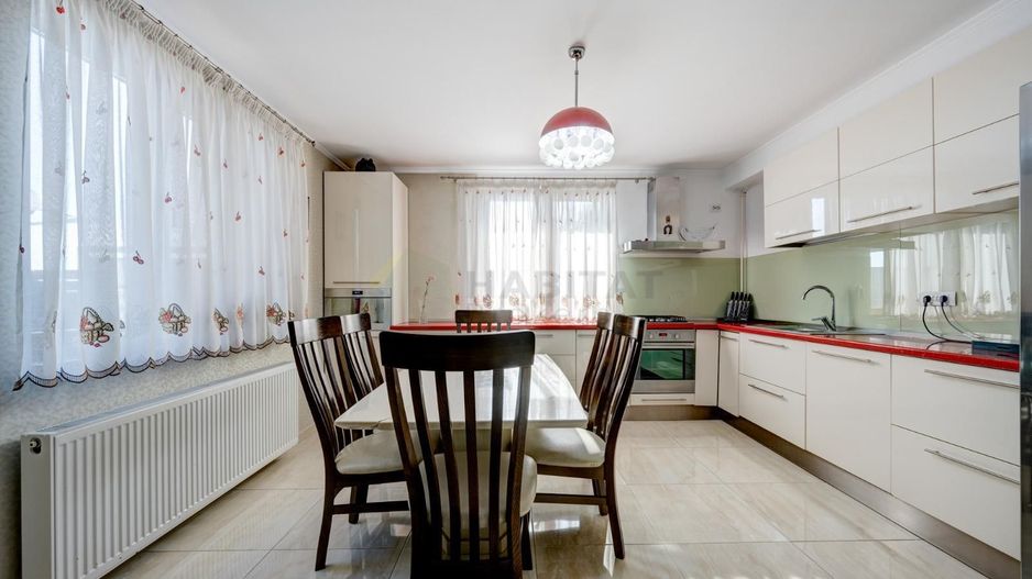 Casă modernă și spațioasă de vânzare în Bragadiru – ideală pentru familie - Poză 11