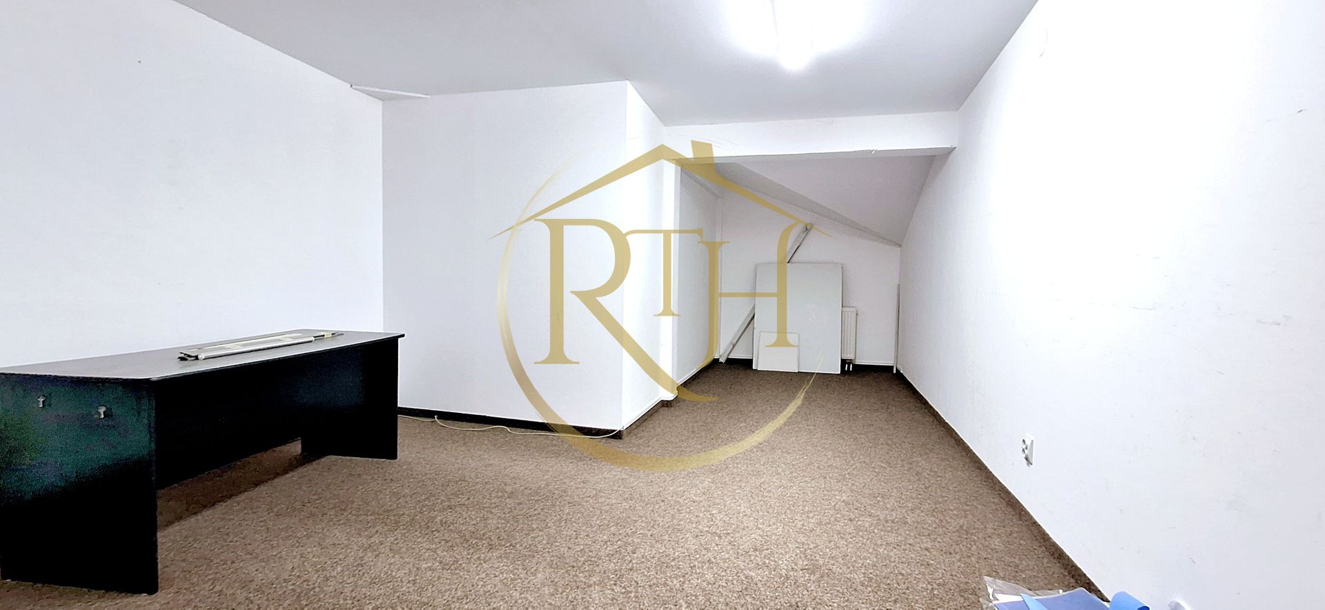 Oferim spre inchiriere spatiu de depozitare si birouri, zona Soarelui - Poză 19