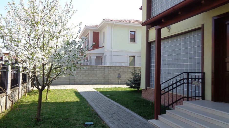 Calduroasa si primitoare - Poză 24