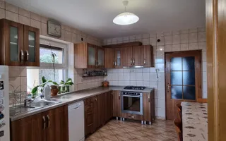 Casa - Vila - Ocnele Mari - Poză 12