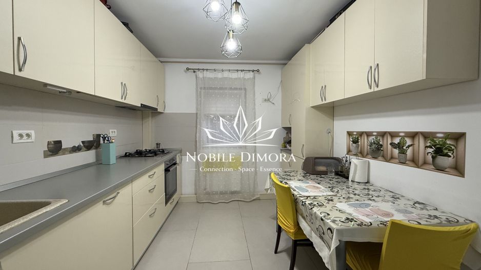 Apartament cu 3 camere de vanzare - 2 balcoane - zona Bucovinei - Poză 8