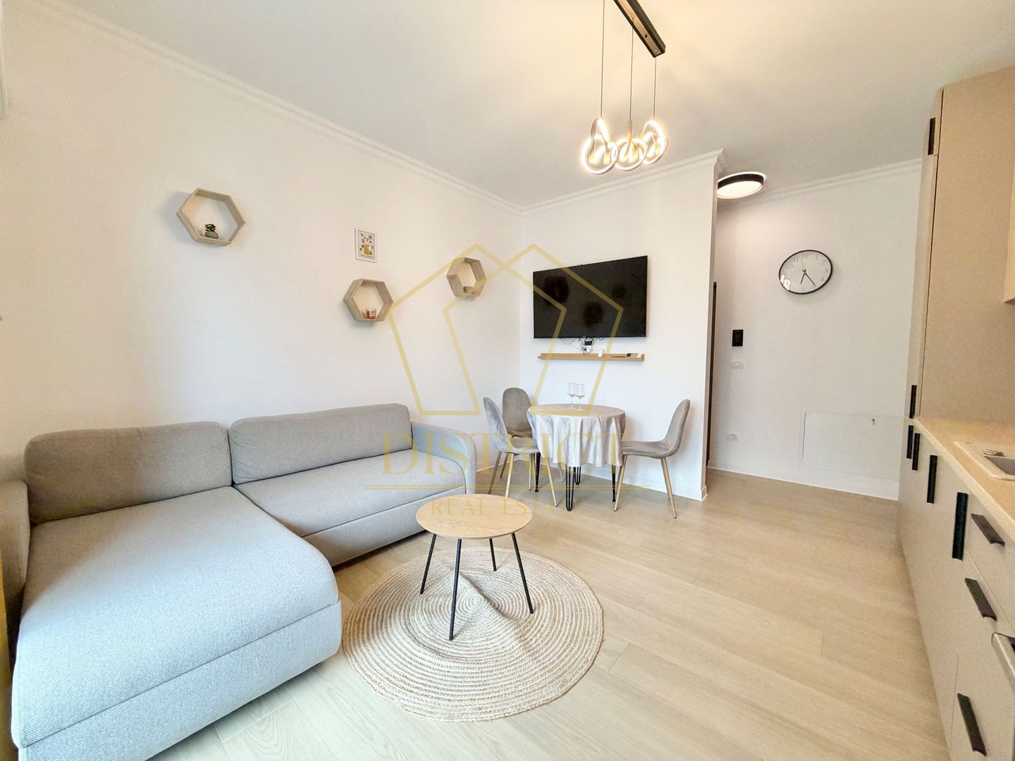 Apartament cu 2 camere mobilat la etajul 2 in Giroc, zona planetelor la asfalt. - Poză 4