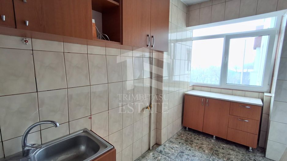 Apartament de vanzare 2 camere decomandat   Luica 35. - Poză 6