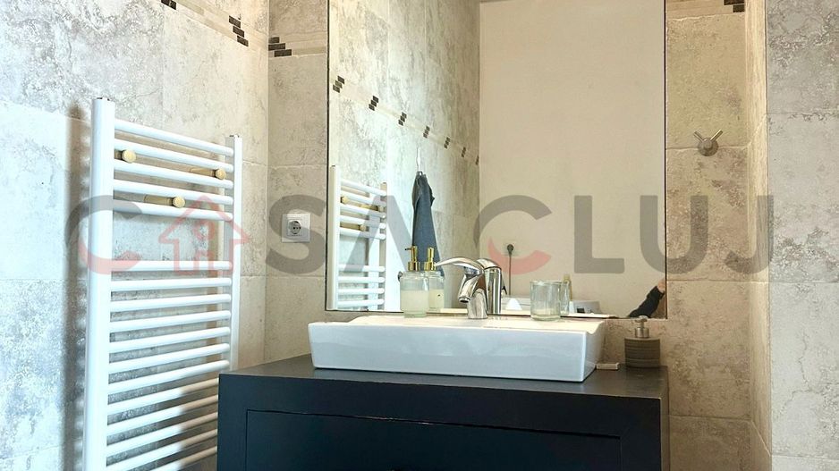 3 camere , etaj intermediar, Piața 1 mai! - Poză 2