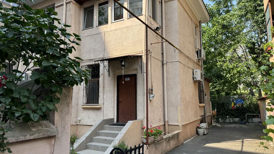 Oprtunitate| Casa 5 Camere de Vanzare | Clucerului- Domenii- - Poză 3