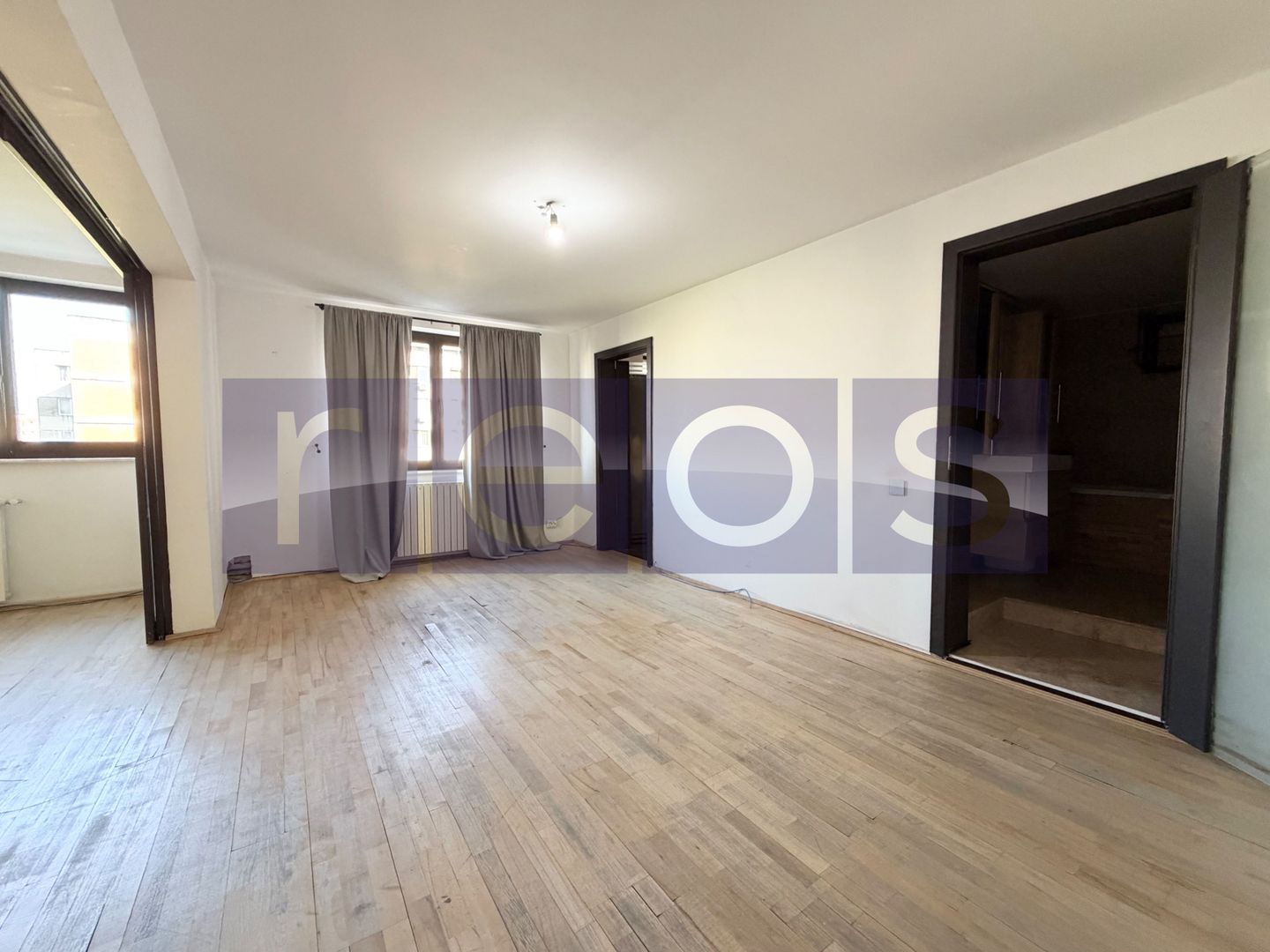 VANZARE 4 CAMERE | 87 MP | ETAJ 6 | CENTRALA PROPRIE | ZONA CRANGASI - Poză 3
