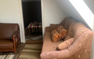 Casă în centrul Cisnădioarei cu 243mp de locuit și teren de 936mp - Poză 30