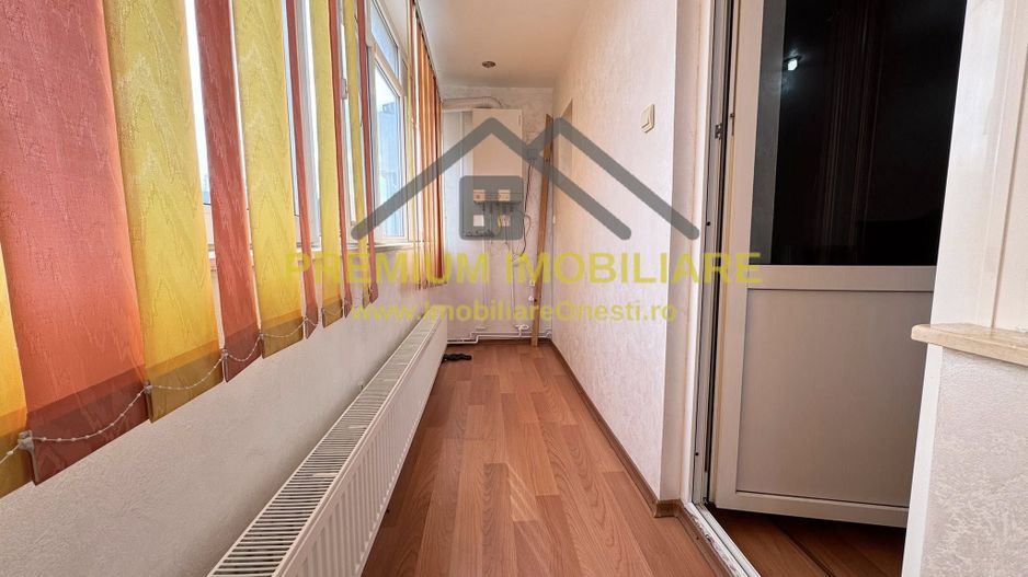 Apartament 3 Camere - Zona MAL - 98 MP - Poză 10