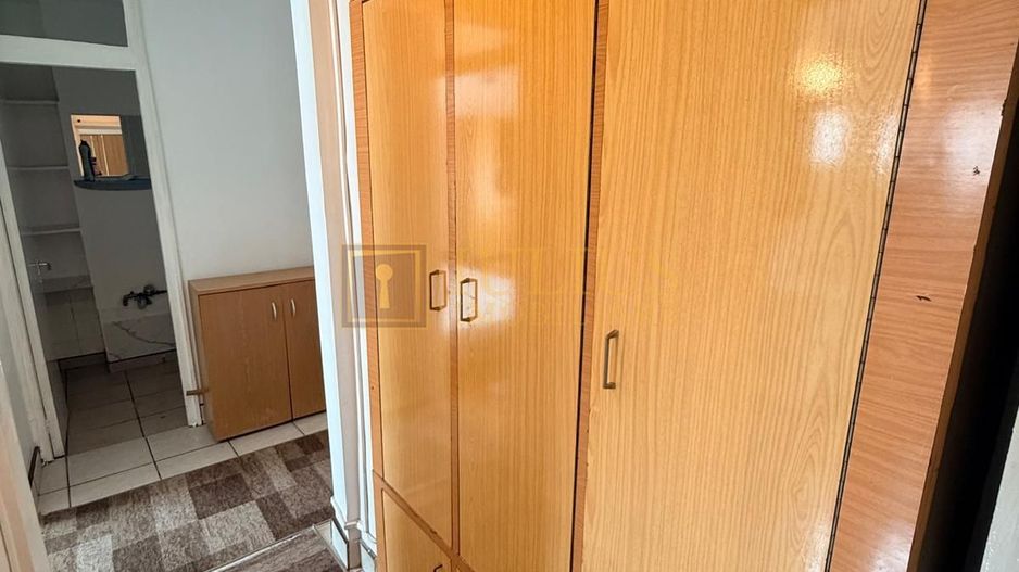 3 camere, situat in Complexul Studentesc, studenti, centrala proprie. - Poză 12