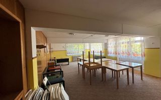 CASA DE INCHIRIAT I CISNADIE I SPATIU EDUCATIONAL - Poză 32