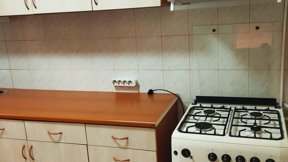 3 camere Brancoveanu - Secuilor - 2 gr. sanit., bloc 1986,loc parcare! - Poză 14