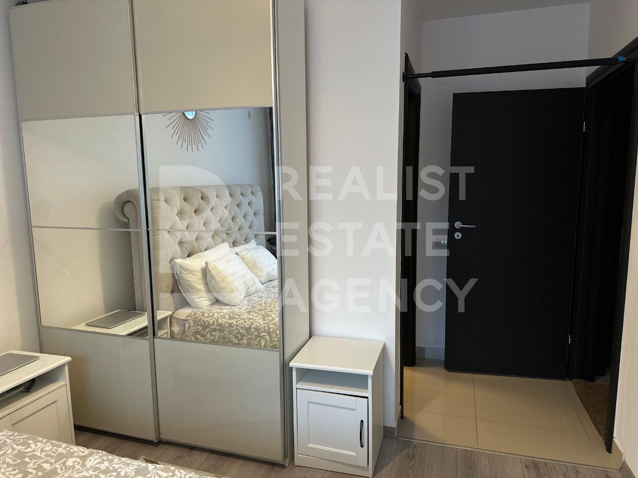 Vânzare, apartament cu 3 camere în zona Militari Residence - Poză 4