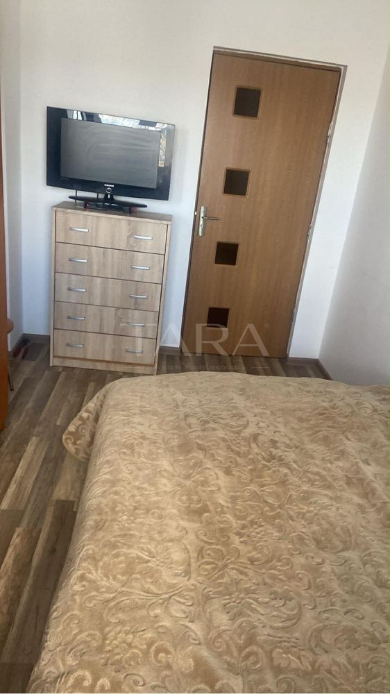 Apartament cu 4 camere decomandate, 2 parcări. Panoramă superbă! - Poză 8