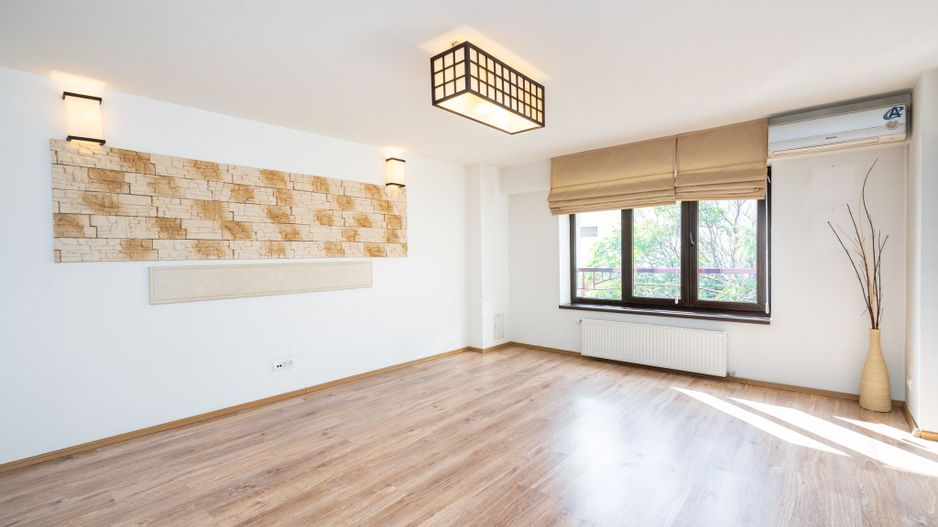 COMISION 0% - Apt.3 camere si Loc Parcare, bl. 1997, vedere gradina, metrou 8min - Poză 7