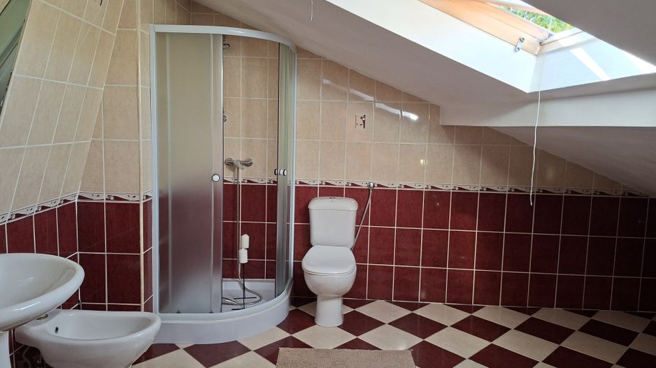 BRASADAS vinde casa individuala in zona SEMICENTRALA. - Poză 9