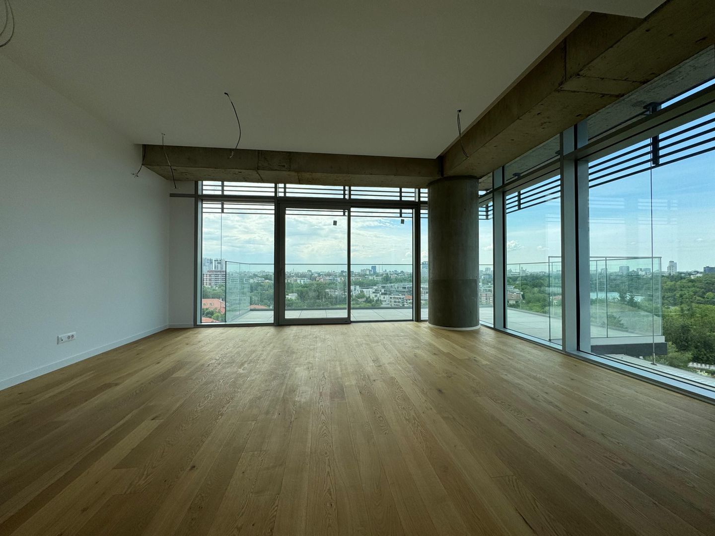 4 CAMERE || VIEW SPECTACULOS UpSite || FLOREASCA+boxa si loc de parcare incluse - Poză 2