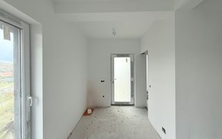 Casă individuală cu 699 teren la preț bun Chinteni - Poză 15