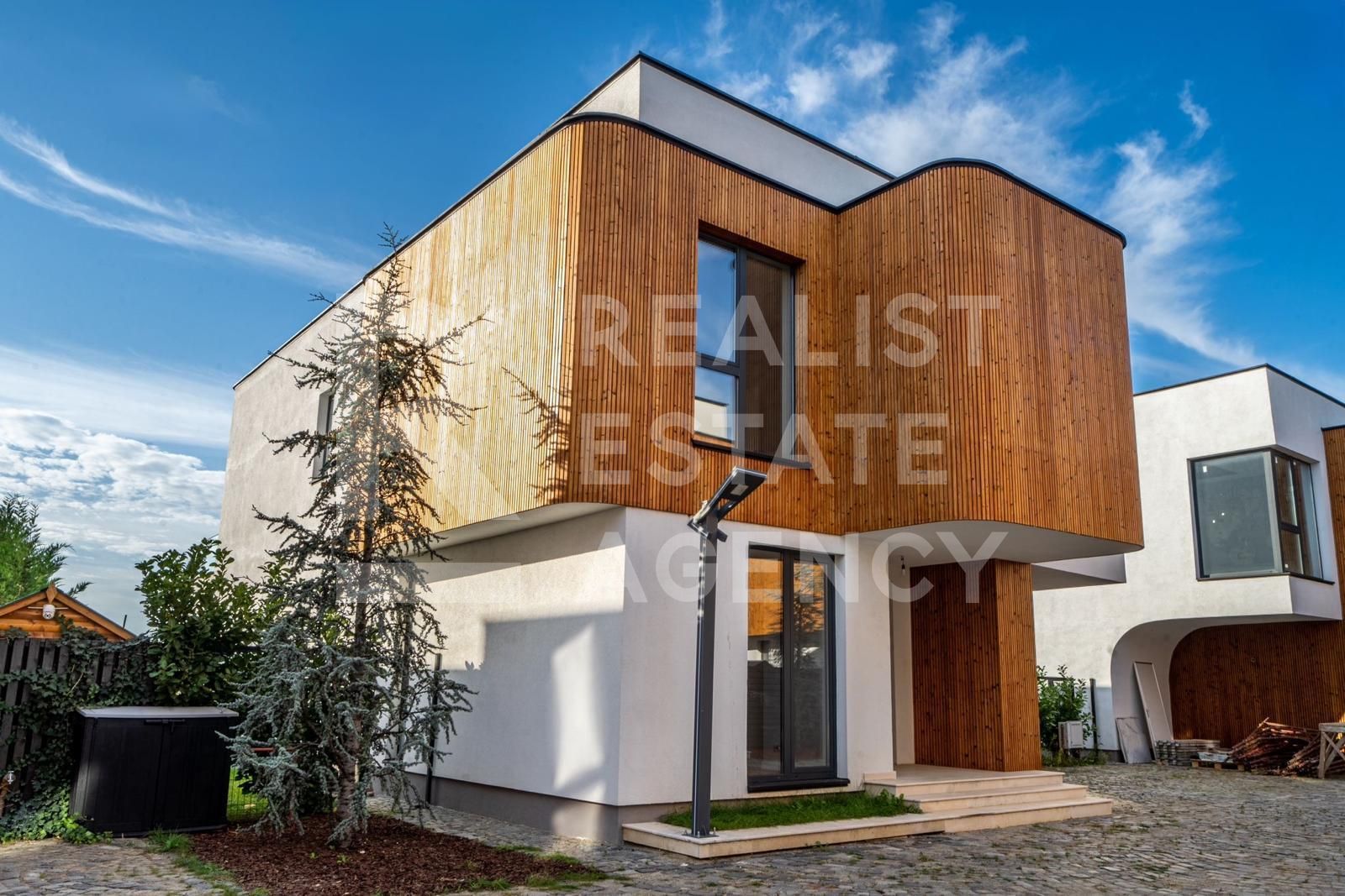 Vilă cu vedere spre pădure și cu piscina încălzită - Poză 11