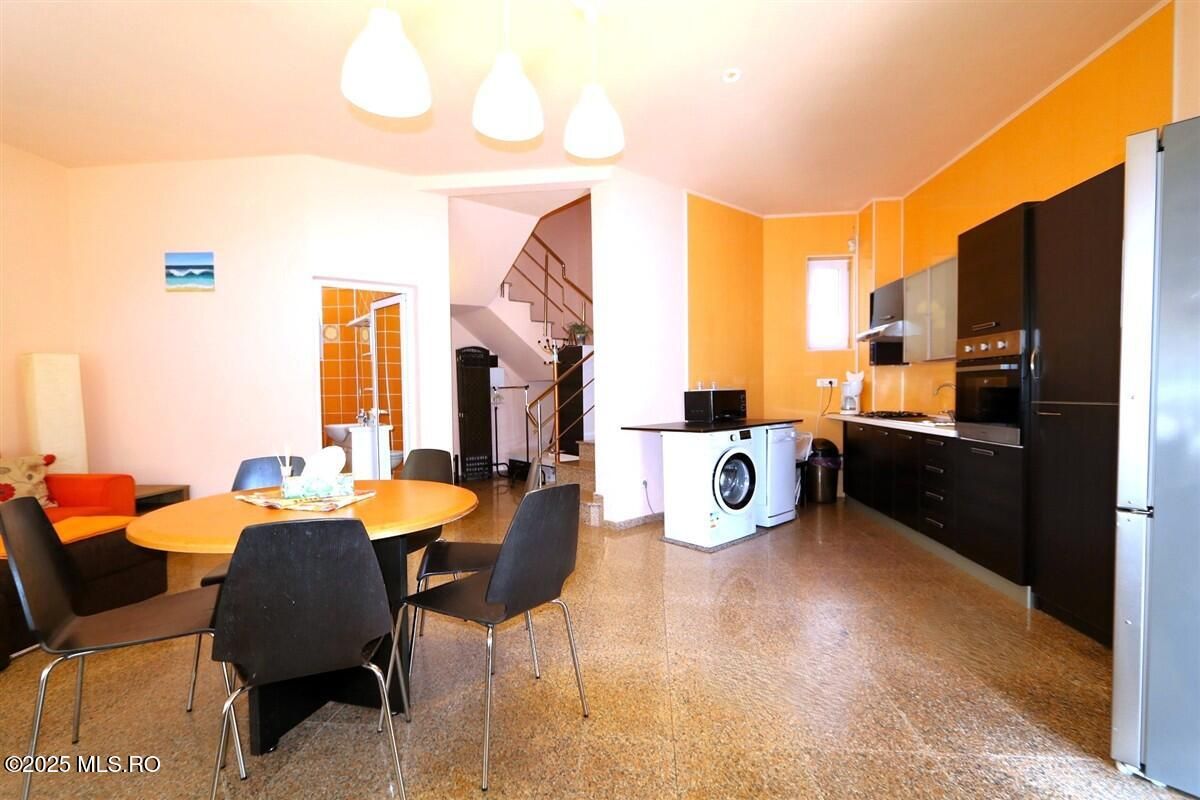 Mamaia Nord - Scoica Land, casa de vacanta la mare, P+1E+Terasa! - Poză 23