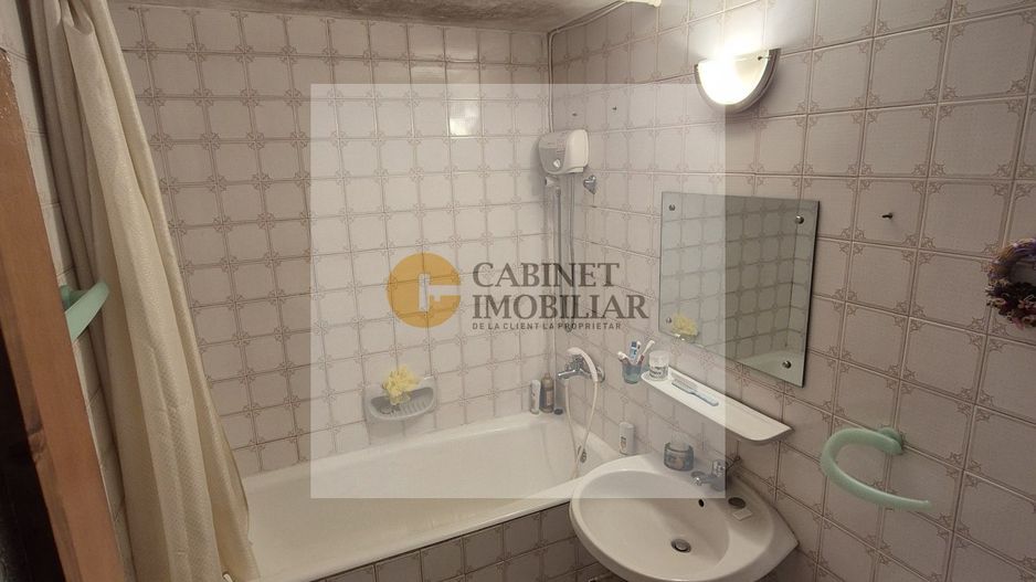 Apartament 2 camere | Vedere Panoramica| rondul Alba Iulia - Poză 3