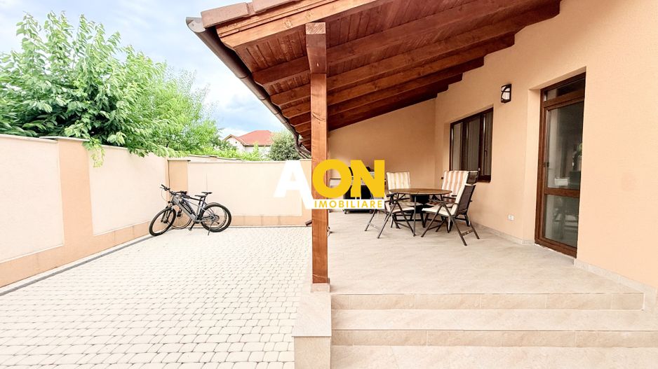 Casă tip înșiruit în Cetate, 4 camere, P+1, mobilată, cartier Cetate - Poză 20