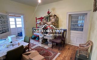 NECTORA IMOB Exclusivitate-Casa 5 camere, 2 bucatarii, 2300 mp teren - Poză 9