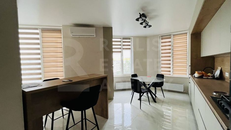 Chirie apartament, 3 camere, str. Avram Iancu, Centru - Poză 3