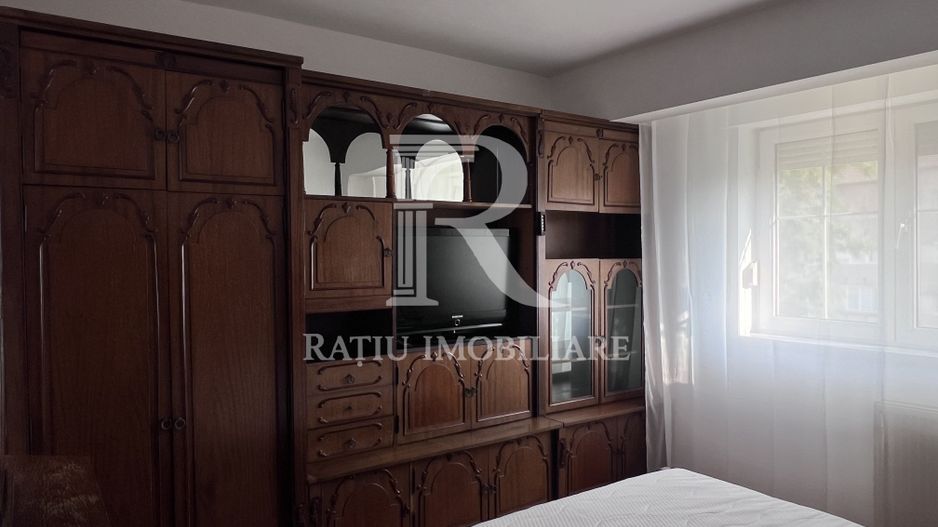 Apartament cu 3 camere | Costache Negruzzi | Decebal | Oradea - Poză 12