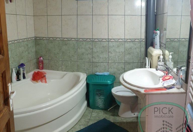 P 1015 - Casă cu 5 camere în Târgu Mureș, cartierul Unirii - Poză 8