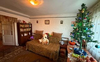 Casa 5 camere, foișor , garaj și teren 800mp cu toate utilitățile! - Poză 8