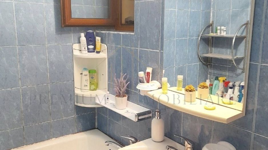 Apartament 3 Camere - Decomandat - Targu Ocna - Poză 6